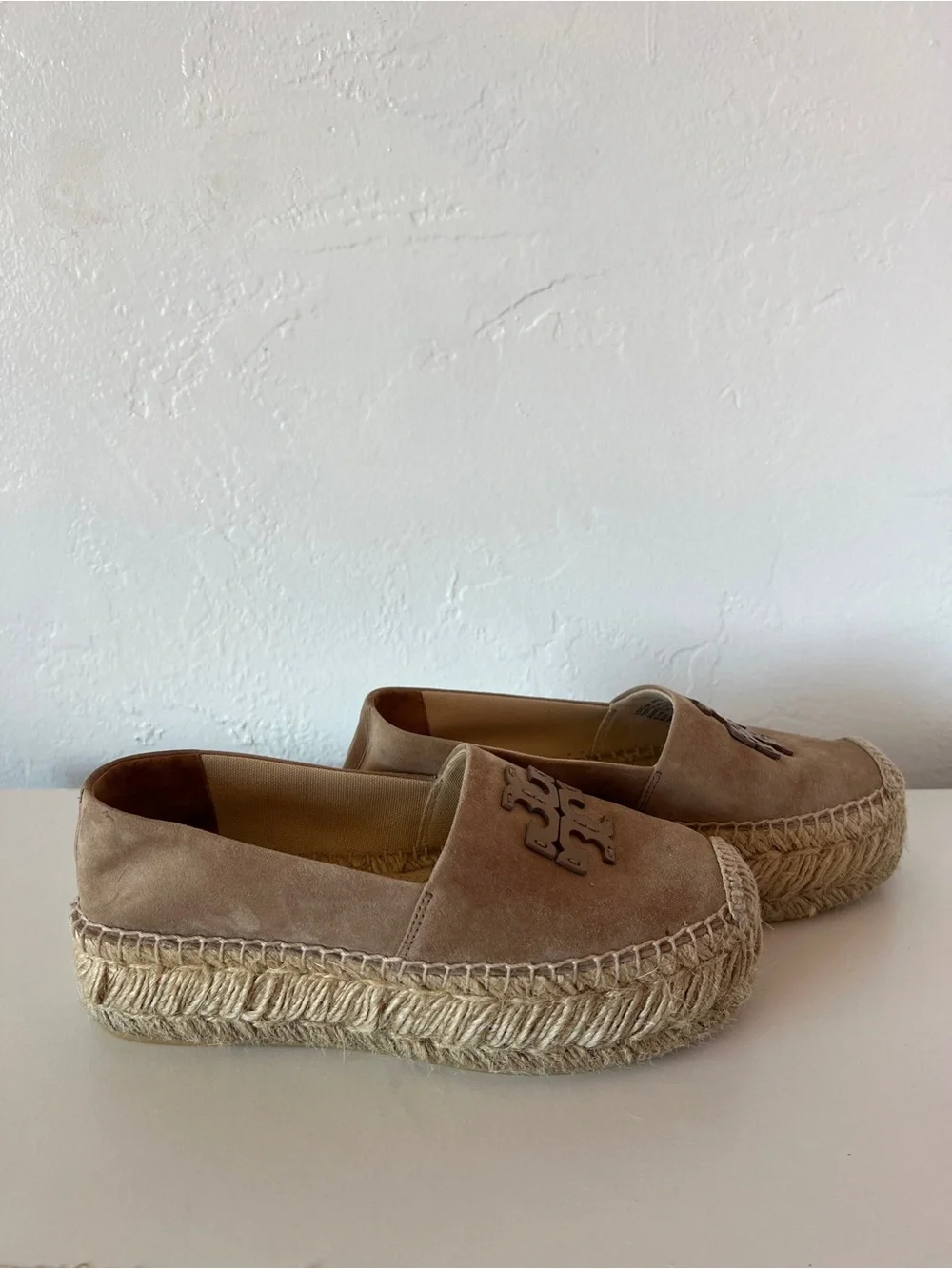 Tory Burch slip design